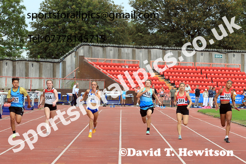 100 metres, Gateshead Tartan Games.  Photo: David T. Hewitson/Sports for All Pics